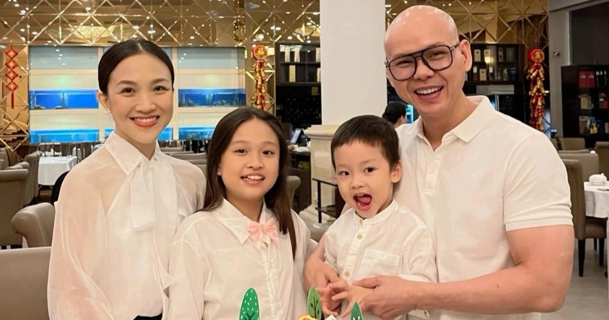 View - Hôn nhân lệch tuổi, nổi tiếng nghiện vợ của dàn "Anh trai vượt chông gai" | Báo Dân trí