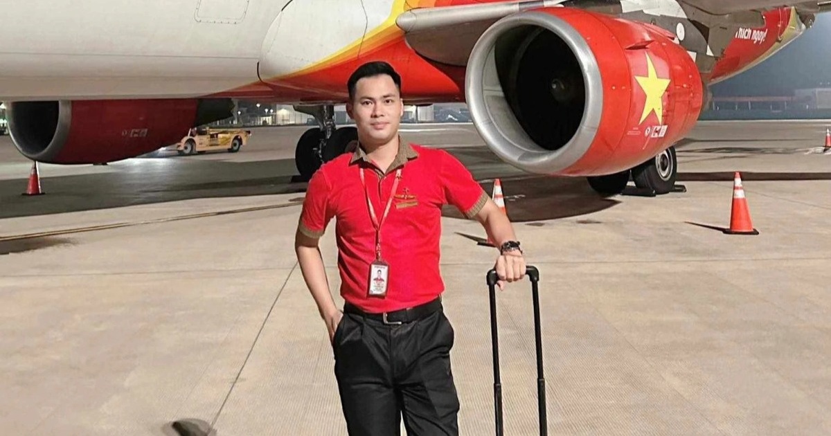 Tiếp viên hàng không kiếm 40 triệu/tháng, chịu trận những yêu cầu quái gở