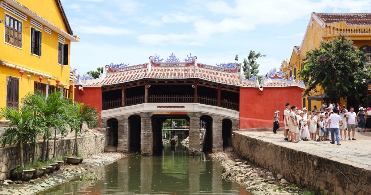 Gallery - Ngắm Chùa Cầu - Hội An trong diện mạo mới sau trùng tu | Báo Dân trí